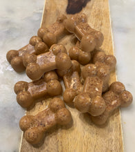 Load image into Gallery viewer, Peanut Butter Pawsicles Frozen Dog Treats
